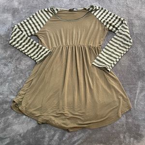 Eomenie Womens Long Sleeved Dress